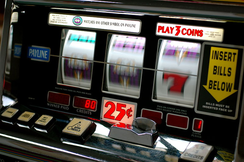 800px-Slot_machine.jpg