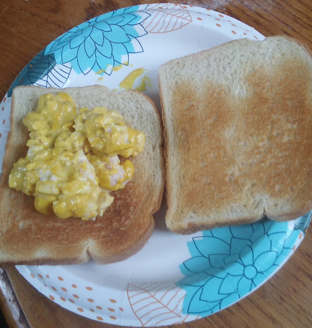 egg salad on toast.jpg